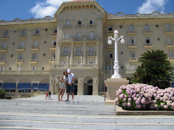 fachada do Hotel Argentino em Piriápolis Uruguai