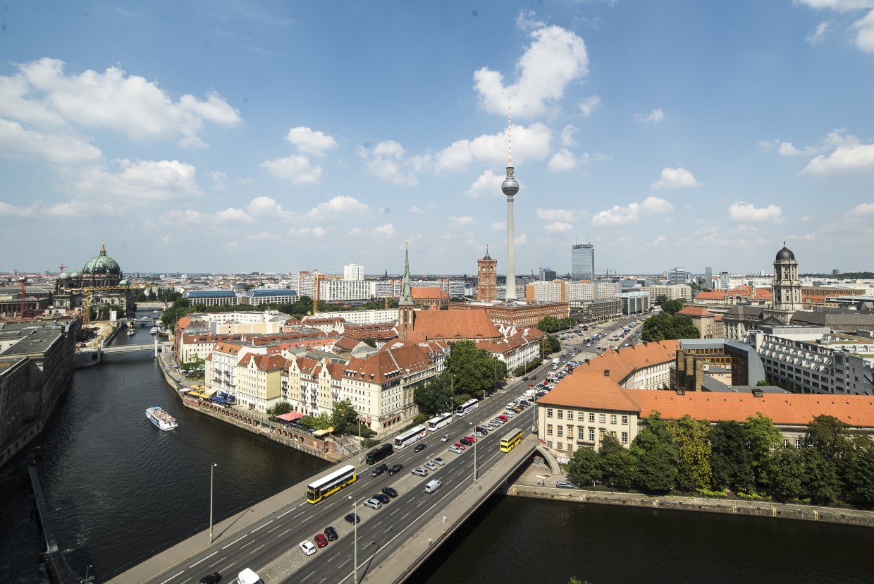 Cidade de Berlim se reinventa constantemente e sempre tem novidade para turistas. Foto: Schramm