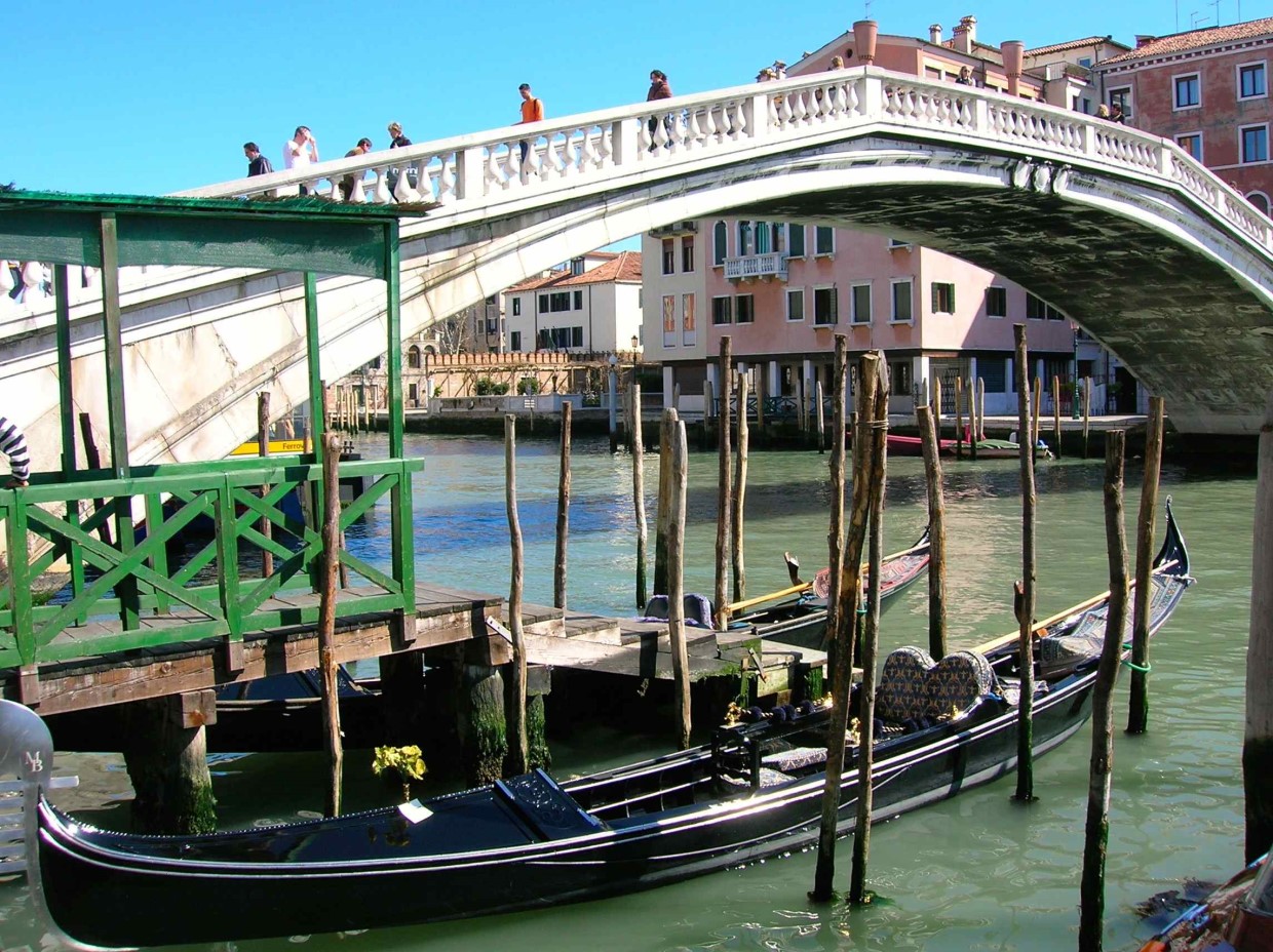 Vale a pena fazer o passeio de gôndola em Veneza. Foto: Anelise Zanoni