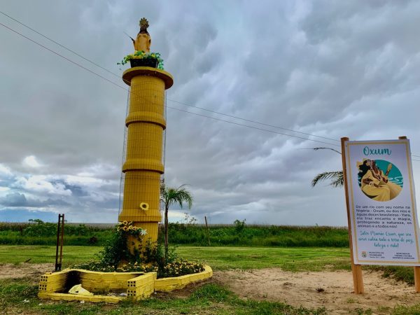 monumento a oxum em arambaré