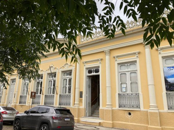 vista da fachada do Museu Carlos Barbosa