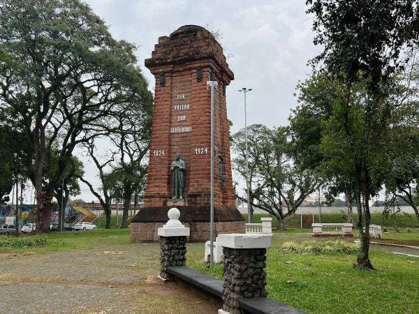 O que fazer em São Leopoldo: a praca do imigrante