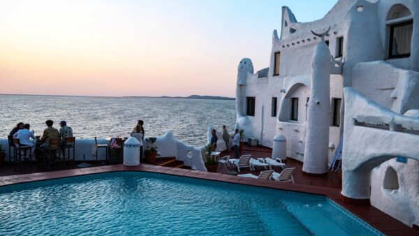 foto da casa pueblo no uruguai para ilustrar uma matéria que fala sobre o país