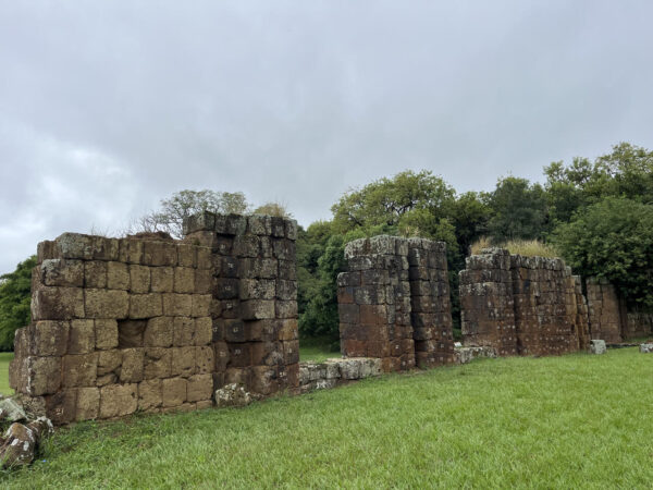 ruínas do sítio arqueológico de entre-ijuis