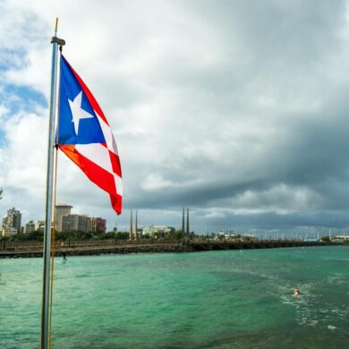 bandeira e praia de porto rico